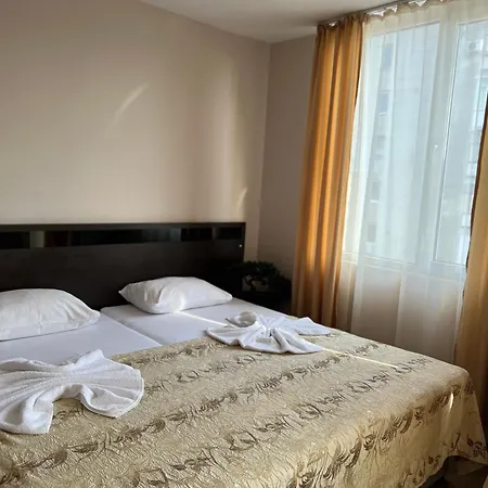 Хотел Krum Търговище