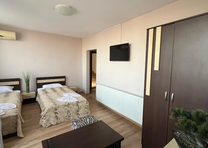 Хотел Krum Търговище